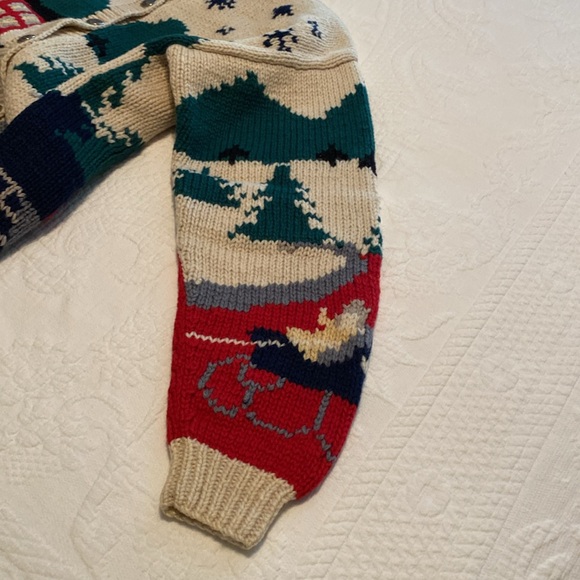 Vintage Eddie Bauer Christmas/Winter Scene Sweater - Picture 3 of 10
